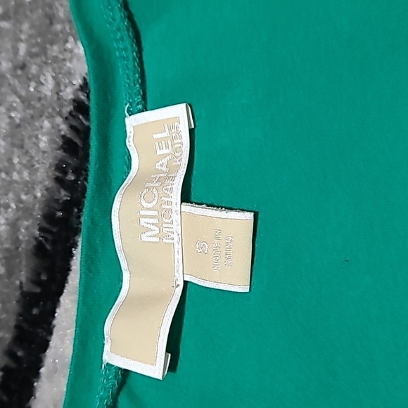 Michael Michael Kors Side Cinch Zipper Sleeveless Shirt - Picture 5 of 10